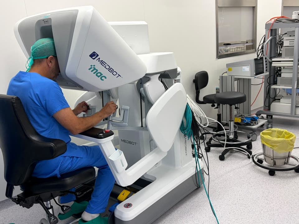 L’Hospital de Mataró incorpora la cirurgia robòtica