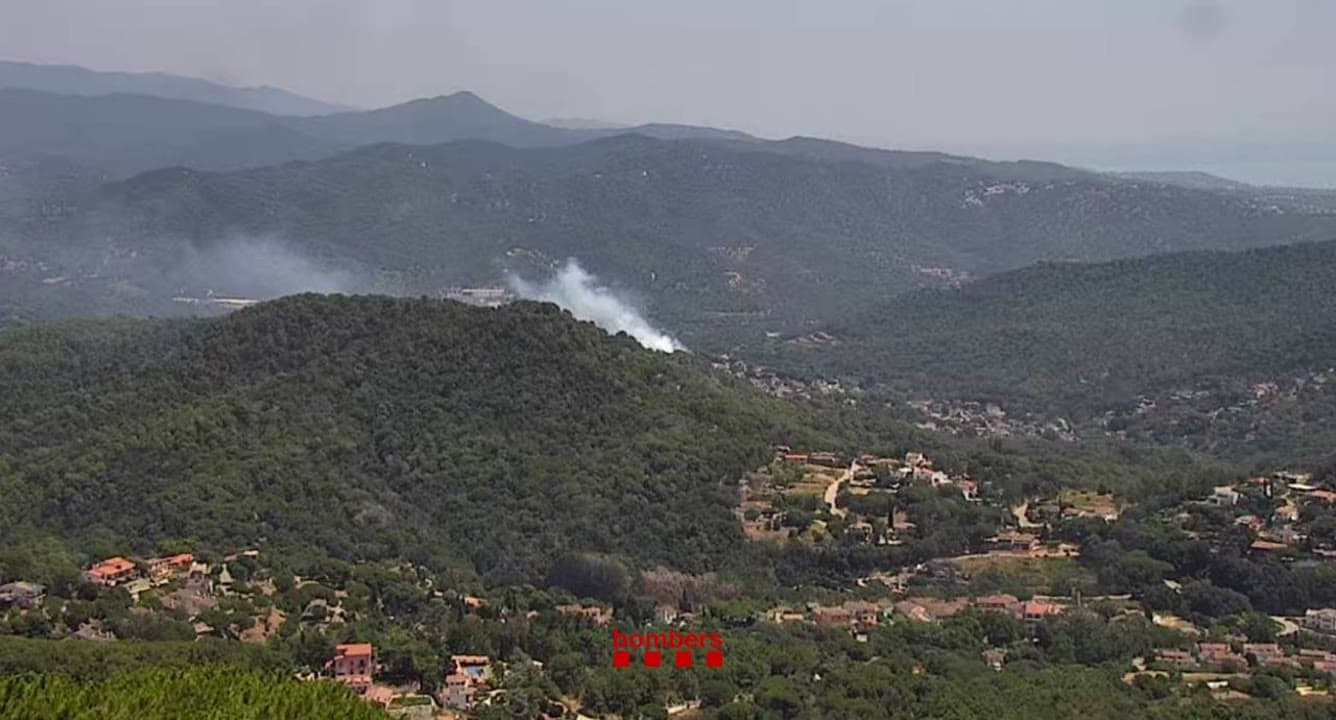Un nou incendi a Òrrius crema 2000 m2 de sotabosc