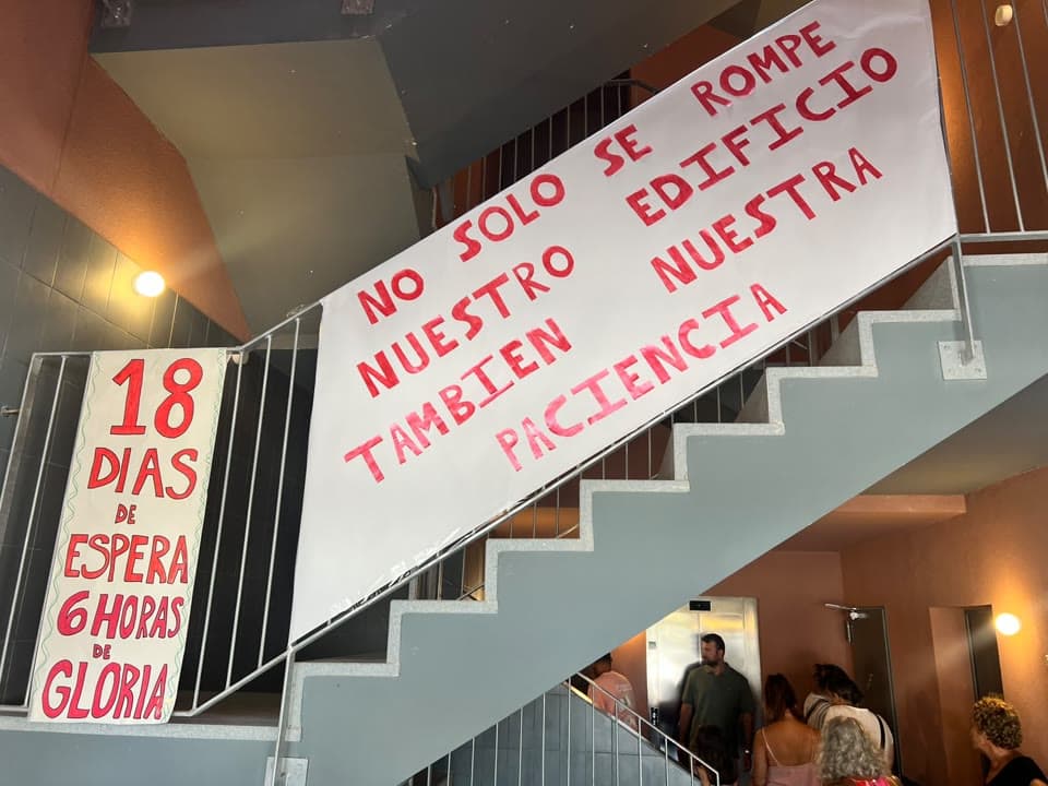 Els veïns dels 67 nous pisos protegits del Masnou denuncien humitats i altres deficiències