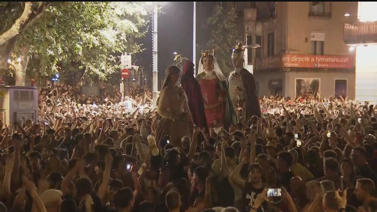 Una Nit Boja titànica venç l’amenaça de pluges