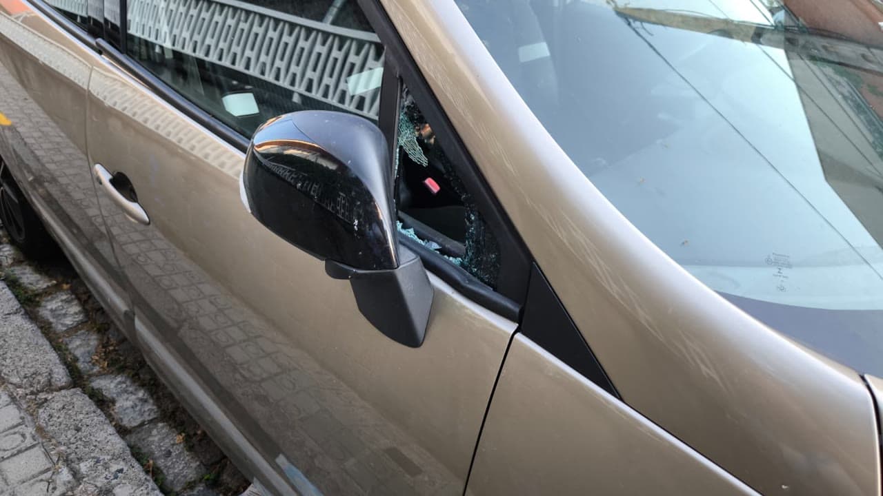 Dos detinguts per robar cotxes al Maresme i utilitzar-los per cometre nous robatoris