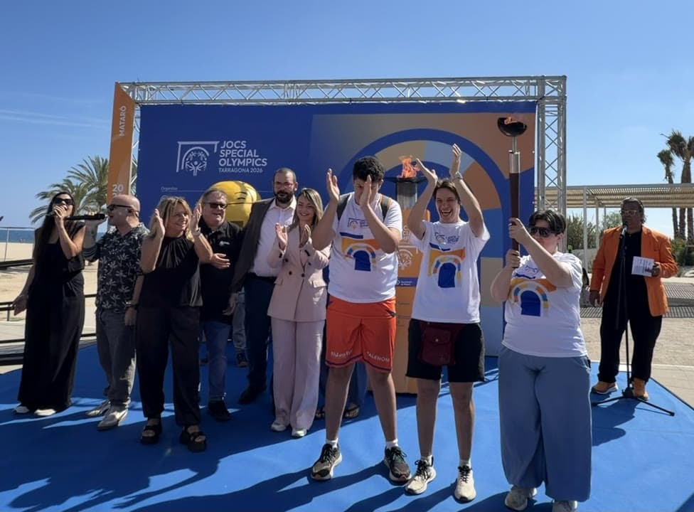 Mataró rep la torxa dels Special Olympics amb una gran festa